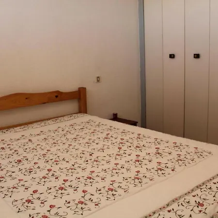 Appt 2 Pieces A 10m Avec Parking - - Fr-1-229c-170 Port-la-Nouvelle