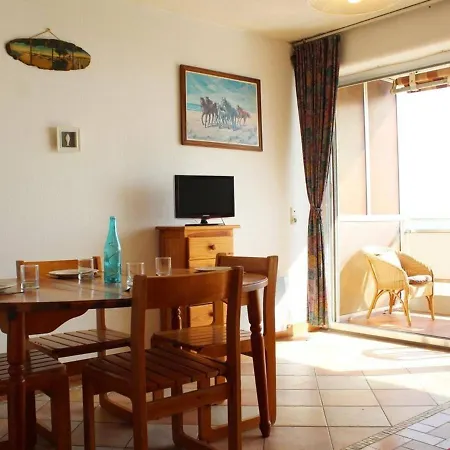 Appt 2 Pieces A 10m Avec Parking - - Fr-1-229c-170 Apartment *